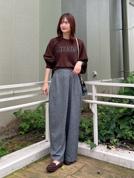 「SMELLY（スメリー）のアイテム」を使った、ERIKAさん（レディース・161cm）の秋コーディネート