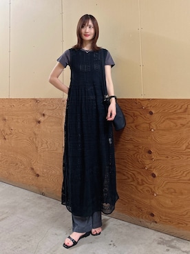 「ITEMS URBANRESEARCH（アイテムズ アーバンリサーチ）のコンパクトTシャツ（Tシャツ/カットソー、グレー系）」を使った、ERIKAさん（レディース・161cm）の夏コーディネート