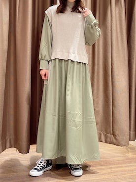 「ITEMS URBANRESEARCH（アイテムズ アーバンリサーチ）のニットベストドッキングワンピース（ワンピース）」を使った、ERIKAさん（レディース・161cm）の冬コーディネート