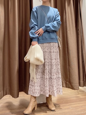 「ダンボール素材」｜「アイテム（スウェット）」を使った、ERIKAさん（レディース・161cm）の冬コーディネート