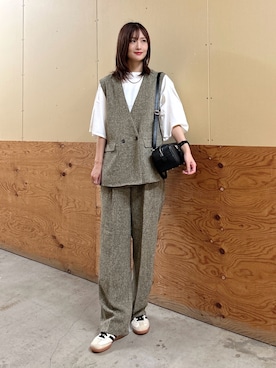 「URBAN RESEARCH（アーバンリサーチ）のレザースクエアボストンバッグ（ハンドバッグ、ブラウン系）」を使った、ERIKAさん（レディース・161cm）の夏コーディネート
