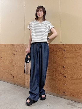 「ナチュラル×イエベ春」｜「アイテム（アクセサリー）」を使った、ERIKAさん（レディース・161cm）の夏コーディネート