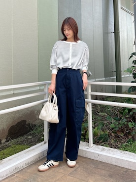 「ITEMS URBANRESEARCH（アイテムズ アーバンリサーチ）の2WAYワッフルプルオーバー（Tシャツ/カットソー、ホワイト系）」を使った、ERIKAさん（レディース・161cm）の春コーディネート