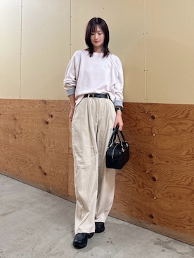 「URBAN RESEARCH（アーバンリサーチ）のNIKE　エア マックス フェノメナ（スニーカー、ブラック系）」を使った、ERIKAさん（レディース・161cm）の秋コーディネート