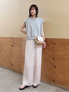 「ナチュラル×イエベ春」｜「アイテム（アクセサリー）」を使った、ERIKAさん（レディース・161cm）の夏コーディネート