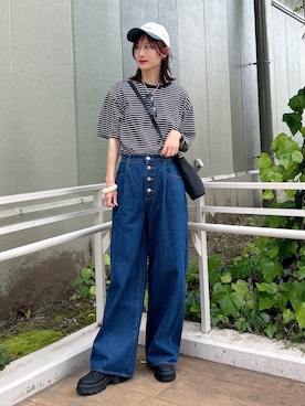 「SMELLY（スメリー）のweekendバイカラーキャップ（キャップ、ホワイト系）」を使った、ERIKAさん（レディース・161cm）の春コーディネート