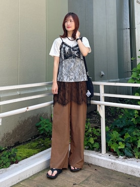 「ITEMS URBANRESEARCH（アイテムズ アーバンリサーチ）の『洗濯可』ヨウリュウワイドパンツ（その他パンツ、ブラウン系）」を使った、ERIKAさん（レディース・161cm）の夏コーディネート