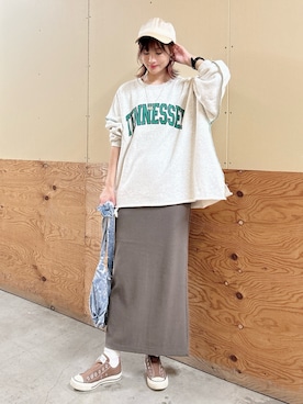 「ITEMS URBANRESEARCH（アイテムズ アーバンリサーチ）のリブロングスカート（スカート）」を使った、ERIKAさん（レディース・161cm）の秋コーディネート