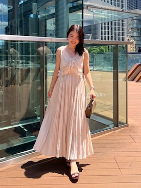 「anuans（アニュアンス）のトップハンドルレザーバッグ（ハンドバッグ、グレー系）」を使った、ánuansさん（レディース・157cm）の夏コーディネート