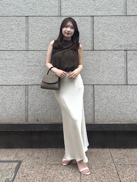 「anuans（アニュアンス）のサテンナロースカート（スカート、ホワイト系）」を使った、ánuansさん（レディース・162cm）の夏コーディネート