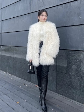 「アイテム（ノーカラーコート）」を使った、anuansさん（レディース・160cm）の冬コーディネート