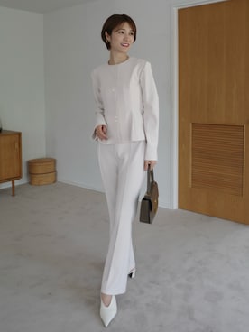 「anuans（アニュアンス）のラムレザースリングバッグパンプス（パンプス、ホワイト系）」を使った、ánuansさん（レディース・157cm）の夏コーディネート