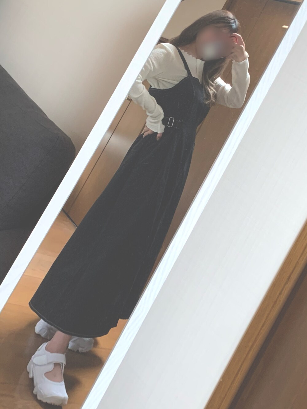 「秋コーデ、シンプル、休日スタイル、低身長、低身長コーデ、低身長女子、150cm、しまむら、しまむらコーデ、NIKE、シンプルコーデ」｜「えだ×しまむらコラボのアイテム（トップス、ホワイト系）」を使った、ばにら🐰🔥さん（レディース・150cm）の秋コーディネートの1枚目の写真