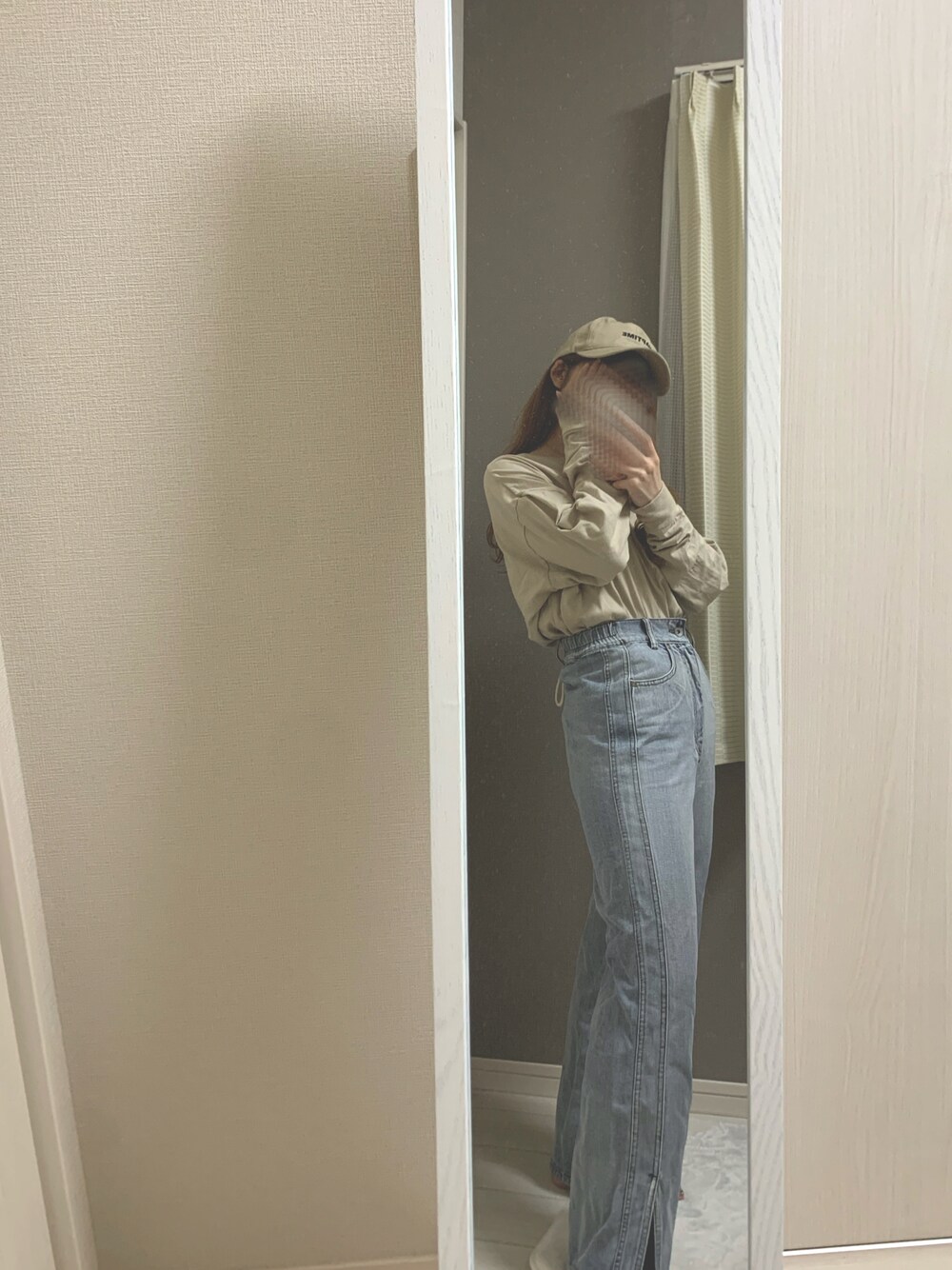 「秋コーデ、低身長、低身長女子、低身長コーデ、wcloset、KANGOL、Naptime.」｜「KANGOLの▽WEB限定 MONO-MART×KANGOL カンゴール ビッグシルエットプリント長袖Tee 袖モチーフ刺繍（Tシャツ/カットソー、ベージュ系）」を使った、ばにら🐰🔥さん（レディース・150cm）の秋コーディネートの1枚目の写真