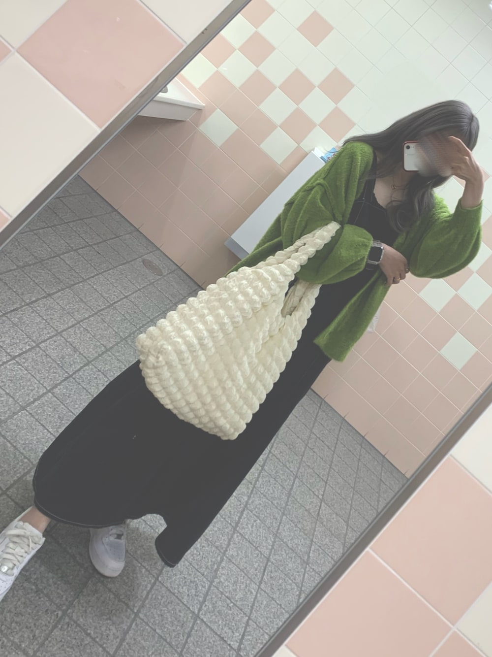 「秋服コーデ、休日コーデ、お出かけコーデ、低身長、低身長コーデ、低身長女子、150cmコーデ、150cm、しまむら、Honeys、NIKE、AIR FORCE 1、shein、グリーン」｜「しまむらのアイテム（カーディガン/ボレロ、グリーン系）」を使った、ばにら🐰🔥さん（レディース・150cm）の秋コーディネートの1枚目の写真