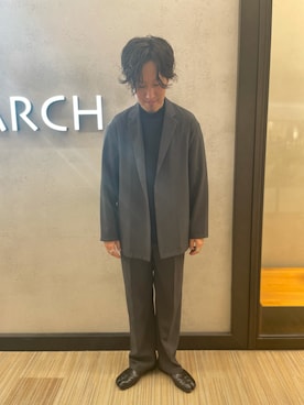 「マルジェラ」｜「アイテム（その他アウター）」を使った、内田貴行さん（メンズ・174cm）の秋コーディネート