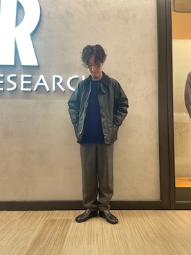 「マルジェラ」｜「アイテム（ブルゾン）」を使った、内田貴行さん（メンズ・174cm）の秋コーディネート