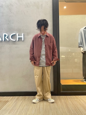 「URBAN RESEARCH（アーバンリサーチ）のアイテム（チノパンツ）」を使った、内田貴行さん（メンズ・174cm）の夏コーディネート