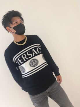 「VERSACE（ヴェルサーチ）のアイテム（トップス）」を使った、kousei2000414さん（メンズ・169cm）の秋コーディネート
