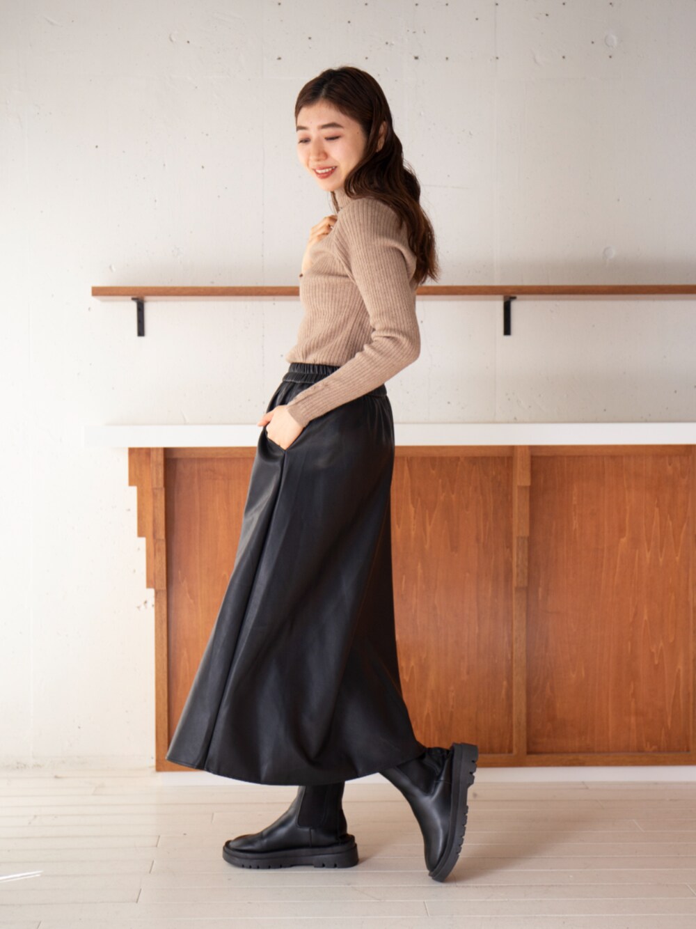 SETUP7（セットアップセブン）の「【SETUP7】フェイクレザーフリル