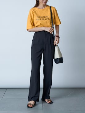 「カラーTシャツ」｜「アイテム（サンダル）」を使った、setup7_womenさん（レディース・160cm）の夏コーディネート
