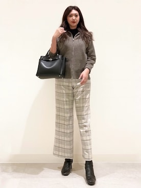 「INDIVI（インディヴィ）の【洗える】カラーネップ ダブルジップカーディガン（カーディガン/ボレロ、ブラウン系）」を使った、ayaさん（レディース・170cm）の冬コーディネート