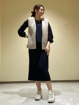 「INDIVI（インディヴィ）のミンク調フェイクファージレ（ベスト、ベージュ系）」を使った、ayaさん（レディース・170cm）の秋コーディネート