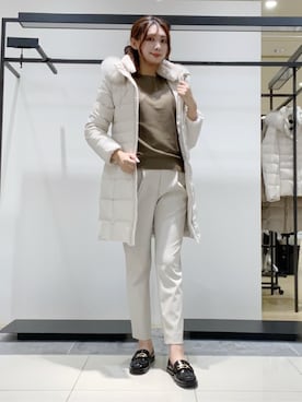 「INDIVI（インディヴィ）の【名品／撥水／抗菌防臭】ロング丈リサイクルダウンコート（ダウンジャケット/コート、ホワイト系）」を使った、ayaさん（レディース・170cm）の冬コーディネート
