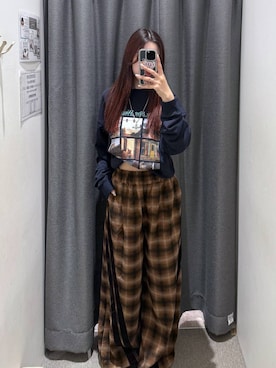 「PBLIM（ページボーイリム）のアイテム（スラックス）」を使った、misakiさん（レディース・166cm）の秋コーディネート