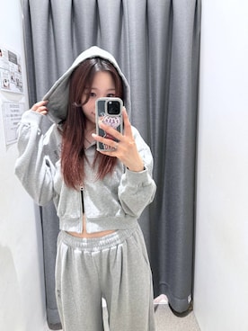 「PBLIM（ページボーイリム）のアイテム（スウェットパンツ）」を使った、misakiさん（レディース・166cm）の秋コーディネート