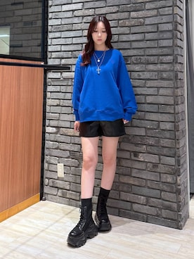 「PBLIM（ページボーイリム）のアイテム（Tシャツ/カットソー）」を使った、misakiさん（レディース・166cm）の秋コーディネート