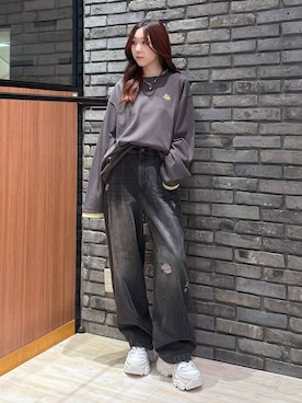 「PBLIM（ページボーイリム）のアイテム（Tシャツ/カットソー）」を使った、misakiさん（レディース・166cm）の秋コーディネート