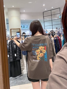 「PAGEBOY（ページボーイ）の≪S/M/Lの3サイズ展開≫ モードバックルスポサン（サンダル、ブラック系）」を使った、misakiさん（レディース・166cm）の夏コーディネート