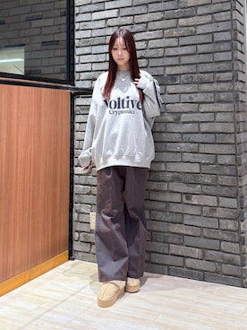 「PBLIM（ページボーイリム）の《UNISEX》ラインスリーブロゴスウェット（スウェット）」を使った、misakiさん（レディース・166cm）の冬コーディネート