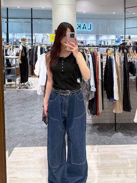 「PBLIM（ページボーイリム）の《UNISEX/３サイズ展開》ペインターバギデニム（デニムパンツ、ブルー系）」を使った、misakiさん（レディース・166cm）の春コーディネート