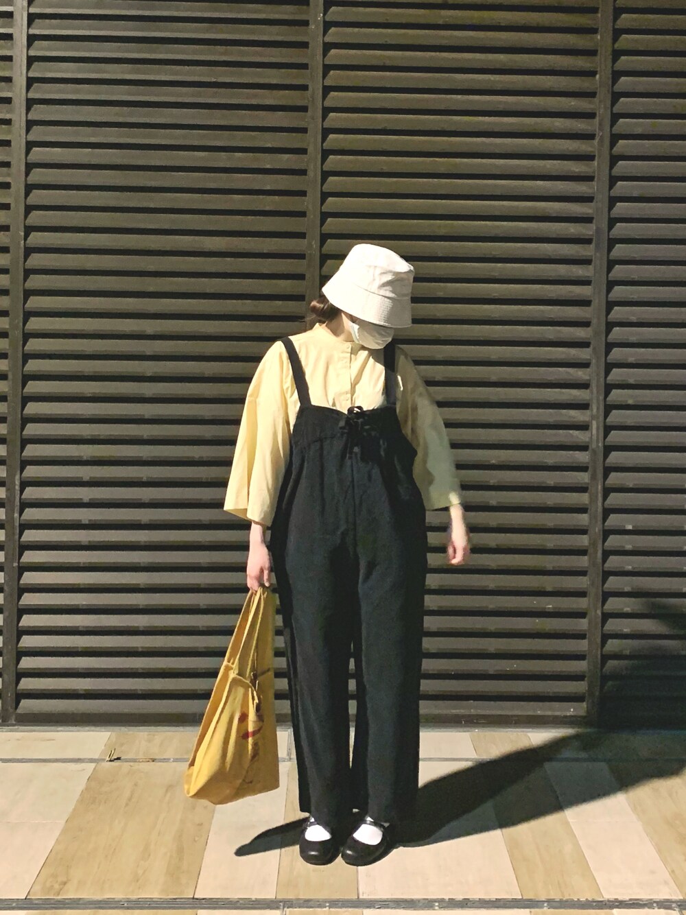 「ootd、今日のコーデ、サロペット、秋のコーデ、日常」｜「stingo.shopのアイテム（サロペット/オーバーオール、ブラック系）」を使った、一圈🎀さん（レディース・160cm）の秋コーディネートの1枚目の写真