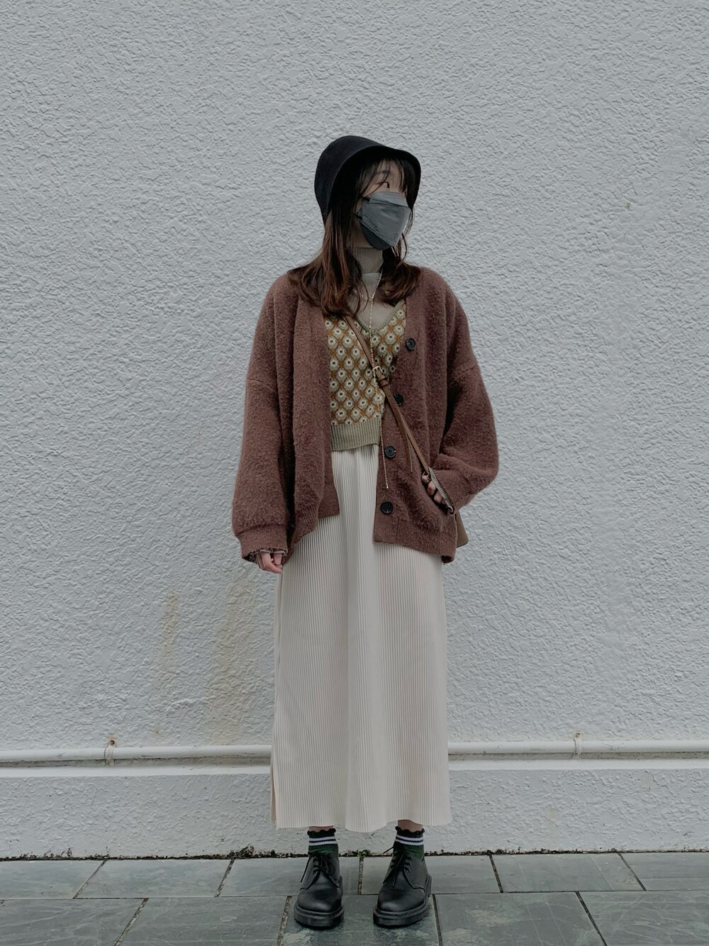 「スカート、秋のコーデ、ootd、コーディネート、日常」｜「stingoのアイテム（キャップ、ブラック系）」を使った、一圈🎀さん（レディース・160cm）の秋コーディネートの1枚目の写真