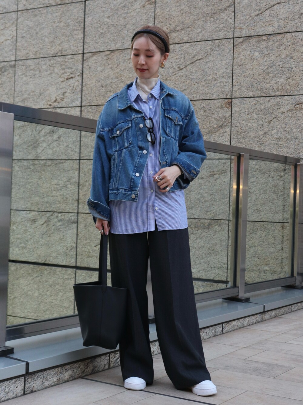 Balenciaga オールロゴ デニムジャケット デニムパンツ セットアップ Balenciaga オールロゴ デニムジャケット デニムパンツ セットアップ