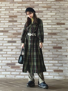 「VINTAGE（ヴィンテージ）のアイテム（ボストンバッグ）」を使った、yamamyさん（レディース・158cm）の秋コーディネート