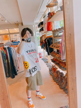 「stussy」｜「アイテム（チノパンツ）」を使った、三野宮 広展さん（メンズ・176cm）の春コーディネート