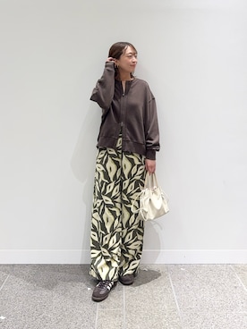 「URBAN RESEARCH DOORS（アーバンリサーチドアーズ）の『WEB/一部店舗限定カラー』コットンスウェットZIPカーディガン（カーディガン/ボレロ）」を使った、maikoさん（レディース・154cm）の秋コーディネート