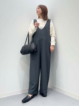 「アイテム（サロペット/オーバーオール、グレー系）」を使った、maikoさん（レディース・154cm）の秋コーディネート