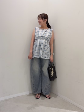 「SENSE OF PLACE by URBAN RESEARCH（センスオブプレイスバイアーバンリサーチ）のウエストギャザーチェックペプラムブラウス（Shirts、ホワイト系）」を使った、maikoさん（レディース・154cm）の夏コーディネート