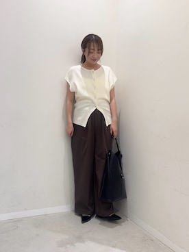 「SENSE OF PLACE by URBAN RESEARCH（センスオブプレイスバイアーバンリサーチ）の『洗濯可』シェイプラインセーター（ニット/セーター、ホワイト系）」を使った、maikoさん（レディース・154cm）の春コーディネート