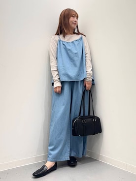「アイテム（サロペット/オーバーオール、ブルー系）」を使った、maikoさん（レディース・154cm）の秋コーディネート