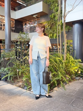「SENSE OF PLACE by URBAN RESEARCH（センスオブプレイスバイアーバンリサーチ）の【累計販売点数1.5万点突破】カーブデニム/スタイルアップ/オールシーズン/春/ベーシック/定番（デニムパンツ、ブルー系）」を使った、maikoさん（レディース・154cm）の春コーディネート