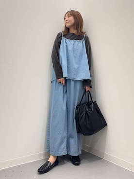 「アイテム（サロペット/オーバーオール、ブルー系）」を使った、maikoさん（レディース・154cm）の秋コーディネート