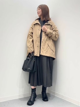 「アイテム（マウンテンパーカー）」を使った、maikoさん（レディース・154cm）の秋コーディネート