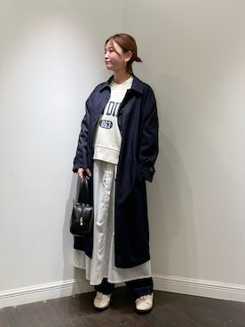 「クロップドトップス」｜「アイテム（ステンカラーコート）」を使った、AKIRAさん（レディース・158cm）の冬コーディネート