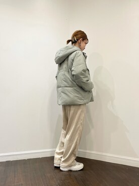 「淡色」｜「アイテム（その他アウター）」を使った、AKIRAさん（レディース・158cm）の冬コーディネート